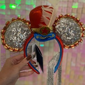 Dumbo Disney Ear headband nwt